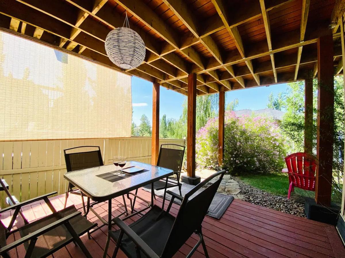 Private, Spacious, & Bright Home YYC Exteriér fotografie
